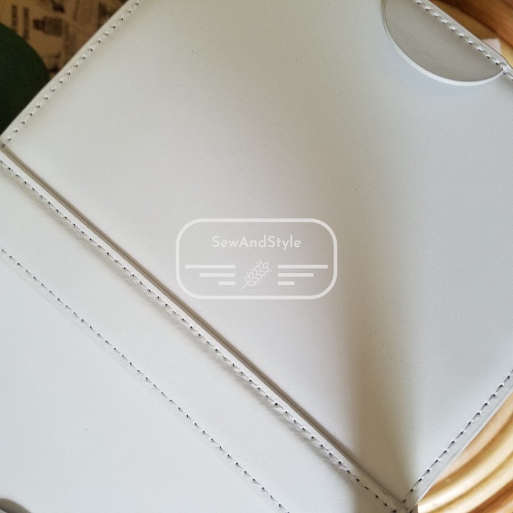 Kate Spade NWT Picnic Strawberry Wicker Basket - Picture 12 of 12